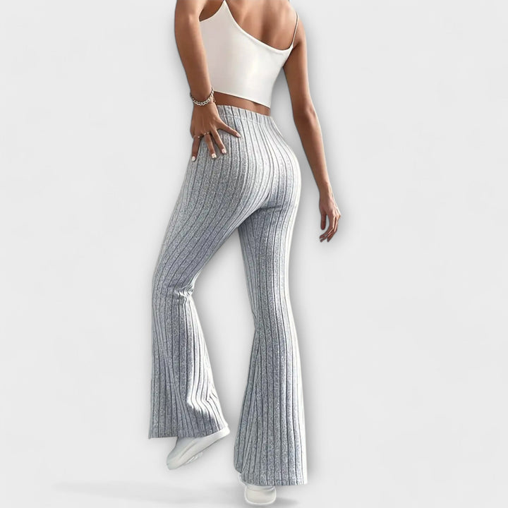 Jennifer – Elegantní flare kalhoty
