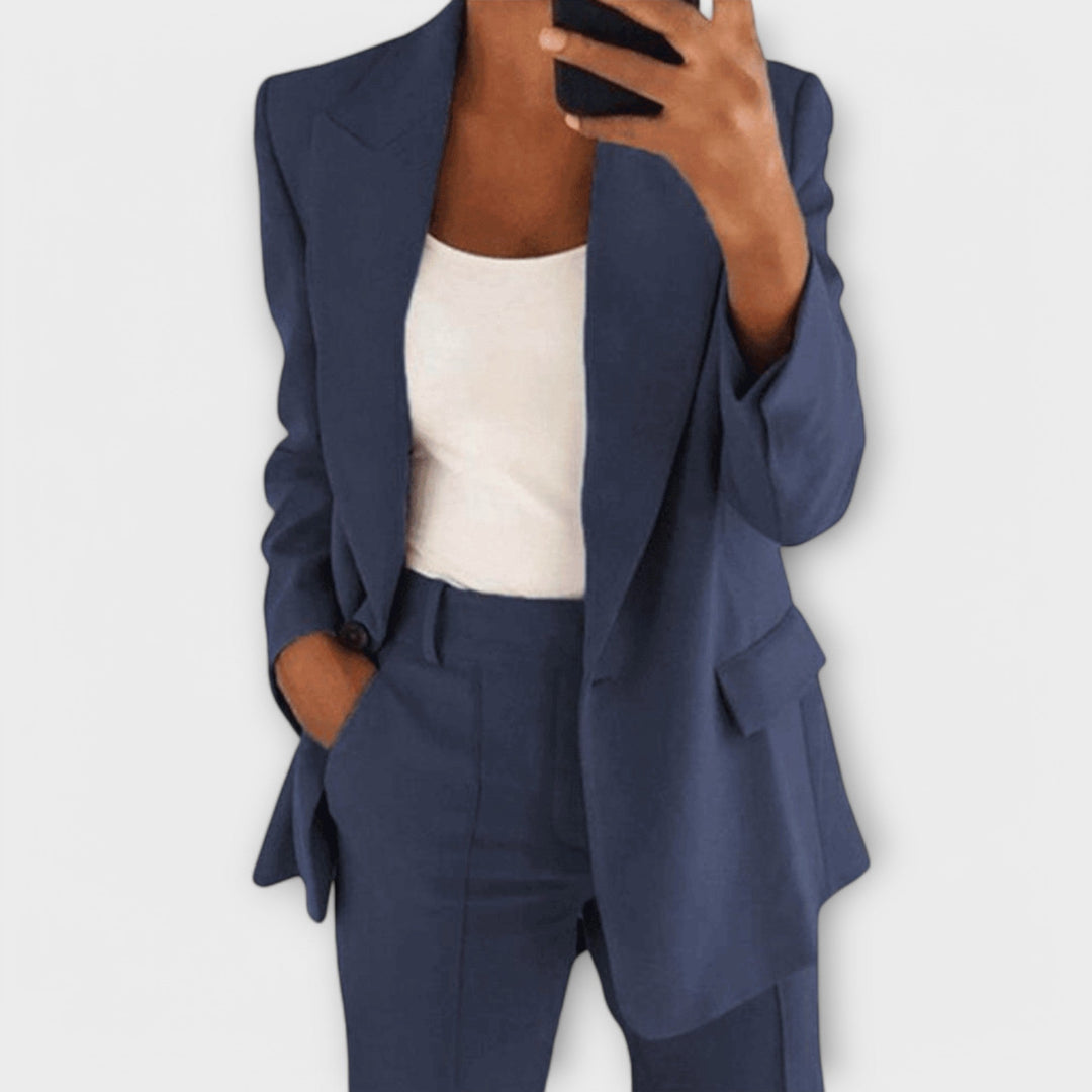 Elegantní dvoudílný outfit pro ženy