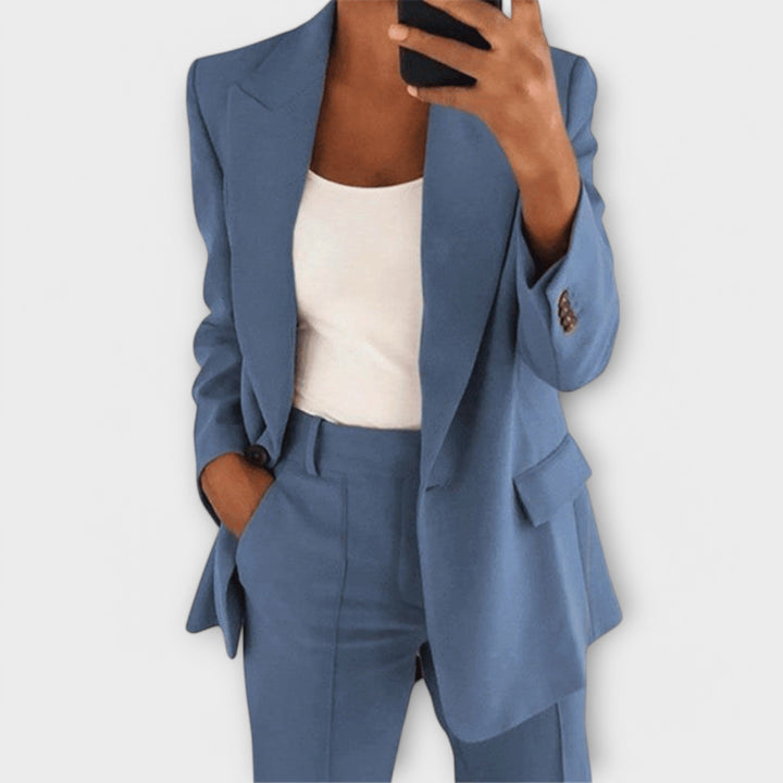 Elegantní dvoudílný outfit pro ženy