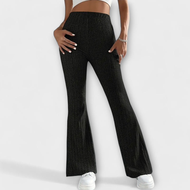 Jennifer – Elegantní flare kalhoty