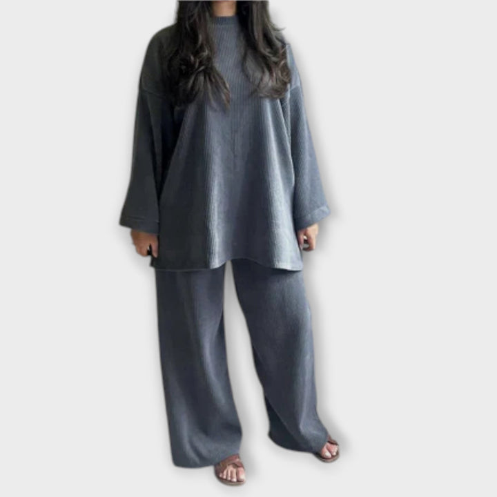 Ingrid - Souprava ve velikosti Oversize – žebrový styl